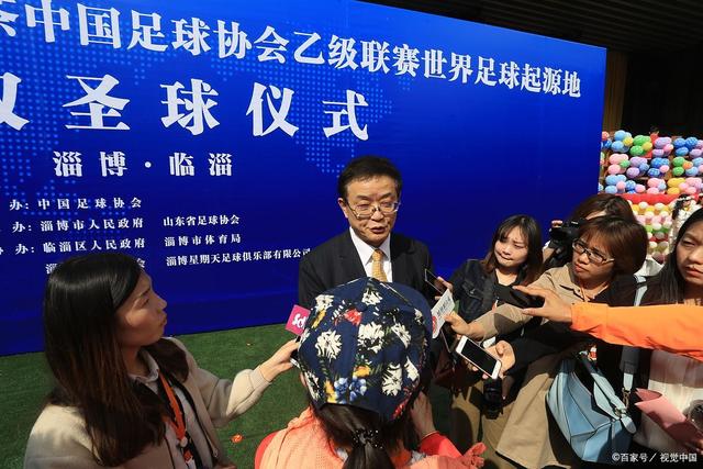 特巴斯谈皇马：一个墨西哥口音的小伙拿到35%选票，你就必须反思